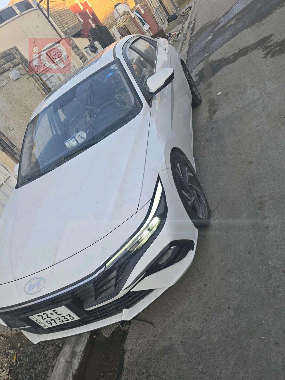 هیوندای ئەلەنترا